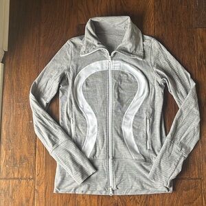 Lululemon grey and white jacket